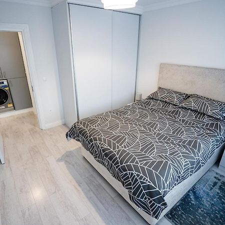 Gabi Apartament Suceava Exterior foto